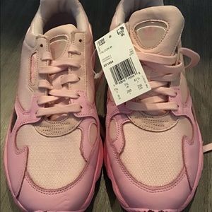 Adidas Falcon Sneakers